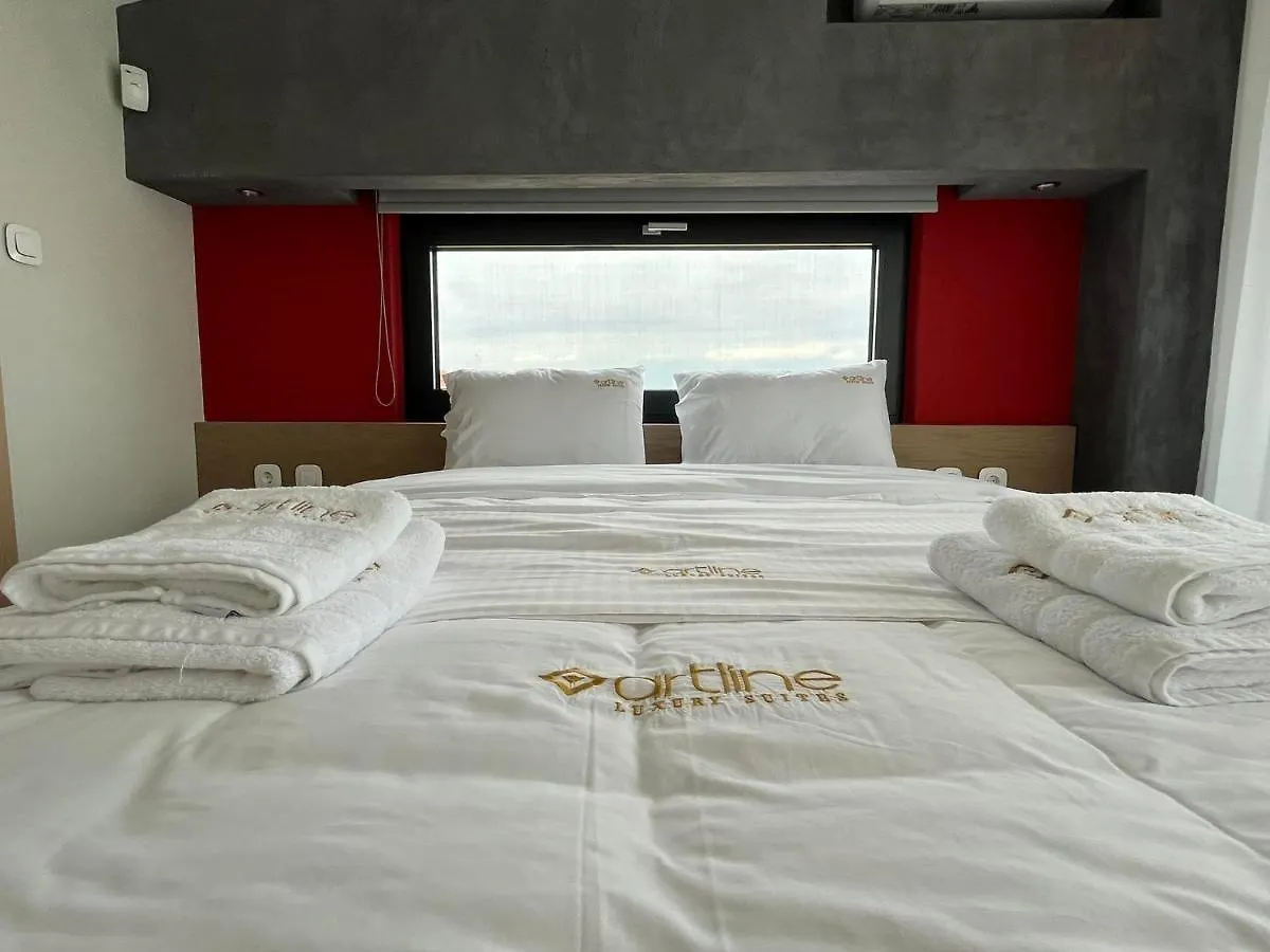 Artline Luxury Suites Flogita