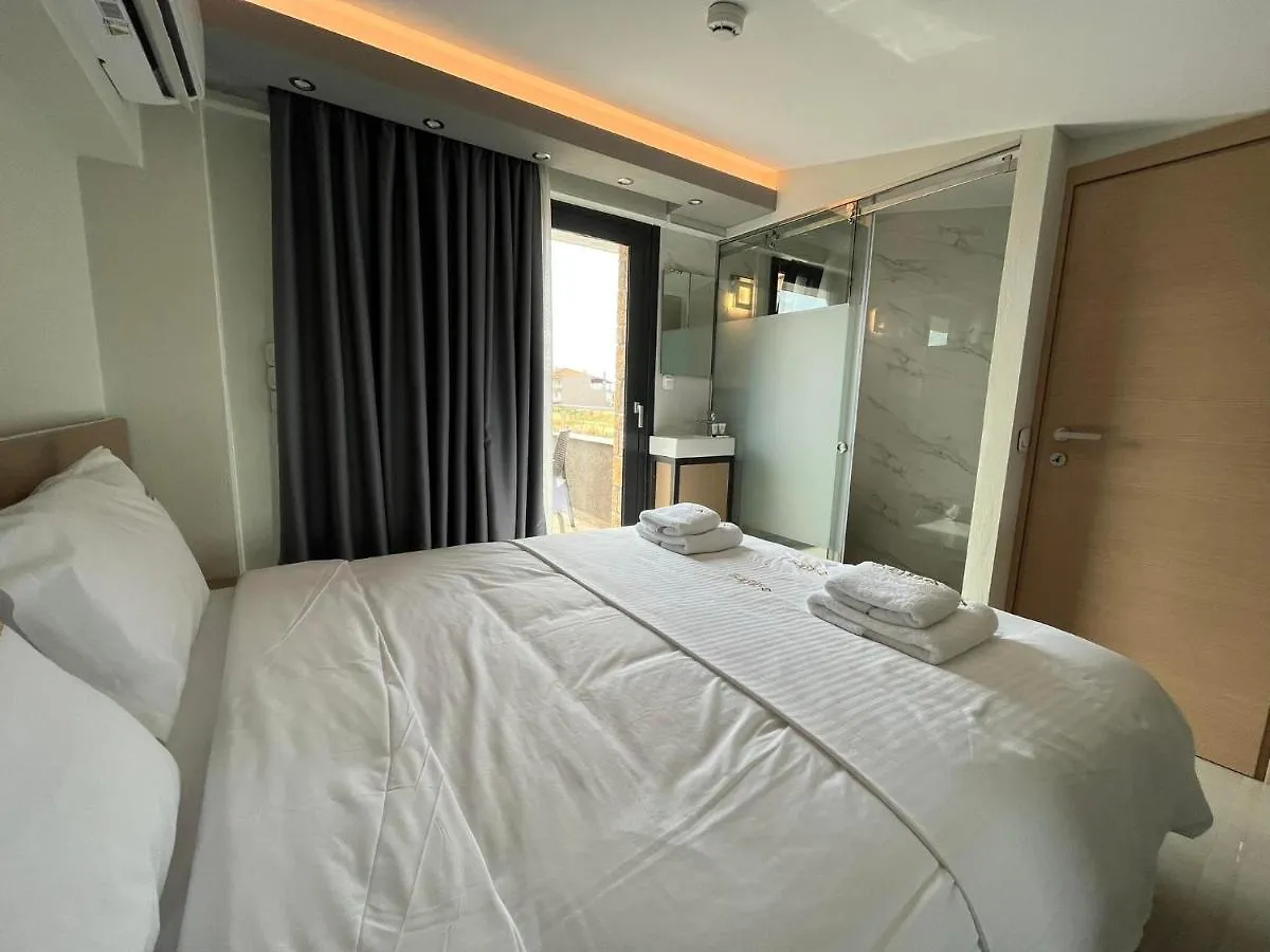 Holiday home Artline Luxury Suites Flogita
