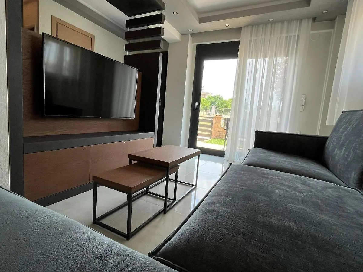 Holiday home Artline Luxury Suites Flogita Greece